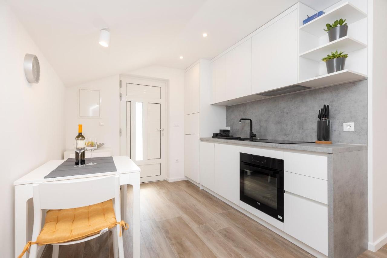 Easy Apartment Mali Losinj Exterior photo